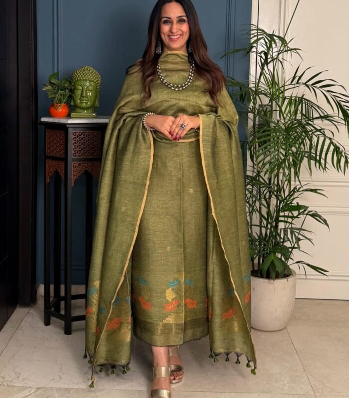 Jamdani Lenin suit set (un stitched)